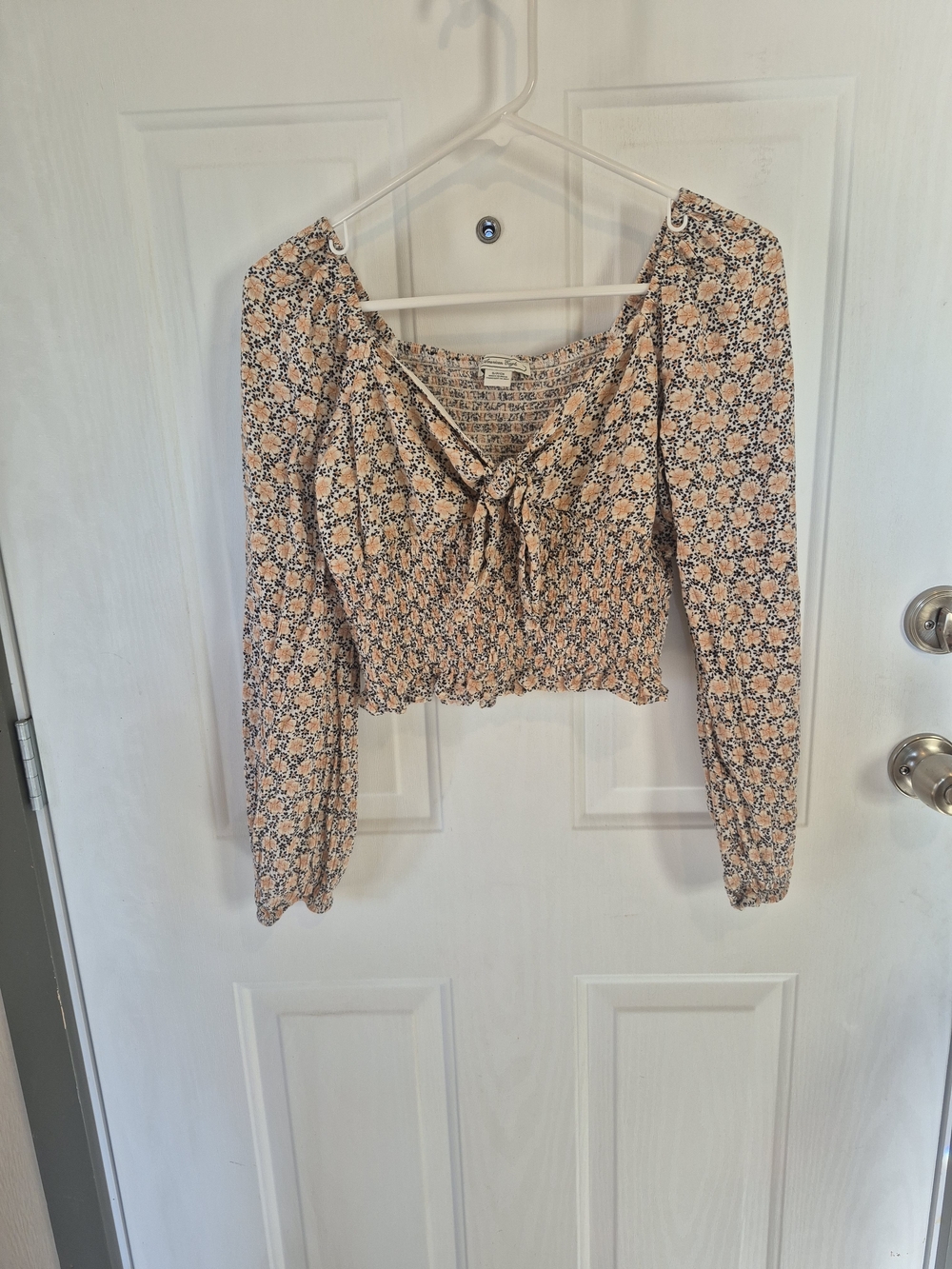 American Eagle Outfitters Peach Floral Tie-Front Smocked Long-Sleeve Top